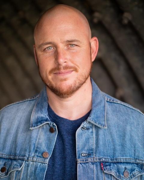 Adam Guinn (Papa Bear/Bishop/Duloc Guard/U/S Shrek) 